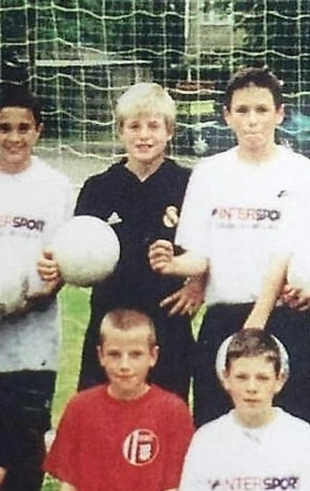 Toni Kroos, con la camiseta del Real Madrid cuando era niño.