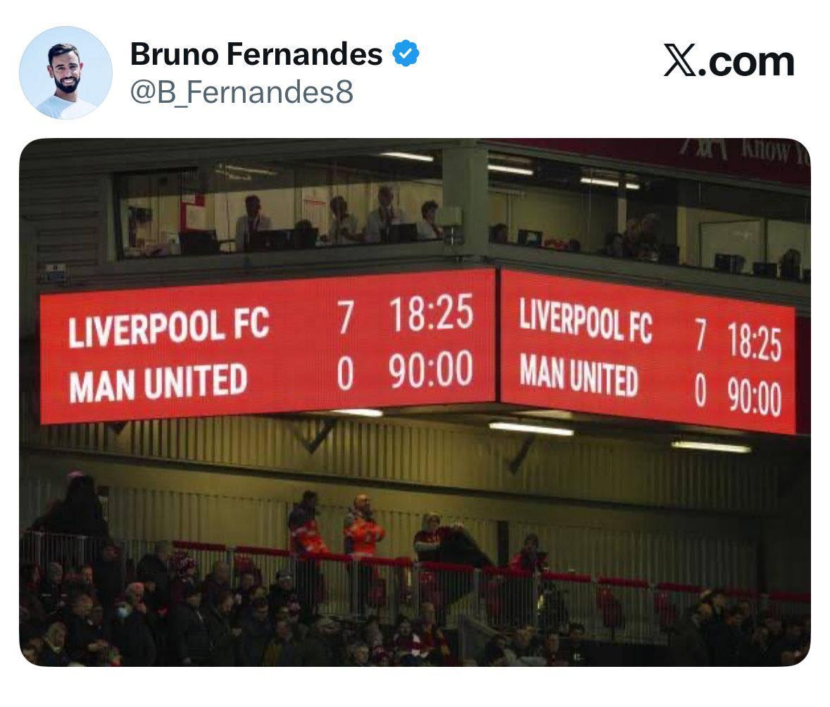 Mund të jetë një imazh i futboll, futboll dhe teksti që thotë "Bruno Fernandes @B_Fernandes8 X.com LIVERPOOL FC MAN UNITED 7 18:25 0 90:00 LIVERPOOL MAN UNITED 7 18:25 0 90:00"