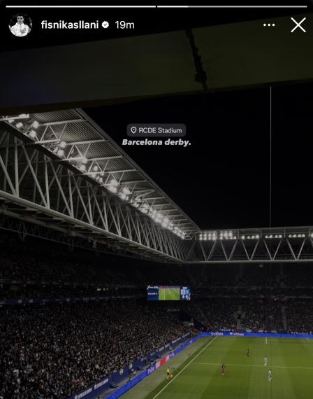 Fisnik Asllani colgó esta foto desde el RCDE Stadium viendo el Espanyol-Barcelona