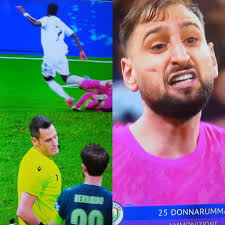 Donnarumma INFURIATO con l'arbitro italiano Mariani di Real Madrid-Man  City: 🗣️ "FATE I FENOMENI! PERCHÉ FATE I FENOMENI?". Contestava  l'assegnazione del rigore con giallo. Il rigore è stato parato da Gigio,