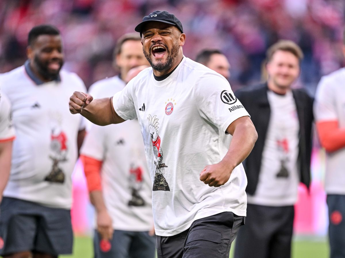 Head coach Vincent Kompany of FC Bayern Muenchen celebrates after the victory and winning the championship during the Bundesliga match between FC Bayern München and VfB Stuttgart at Allianz Arena on April 19, 2026 in München, Germany. (Photo by GSI/Icon Sport via Getty Images)