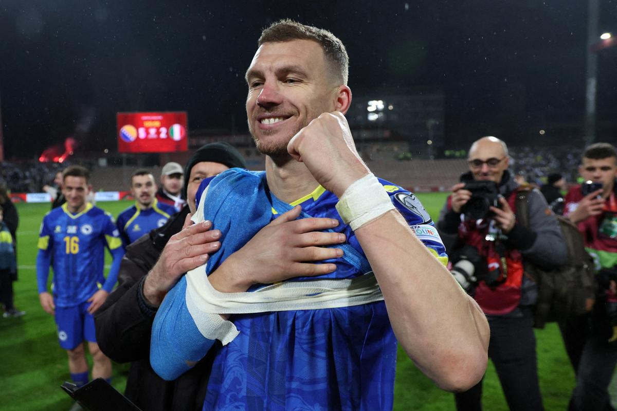 Dzeko declares injury a twist of fate as Bosnia seals World Cup place in  shootout - Sportstar