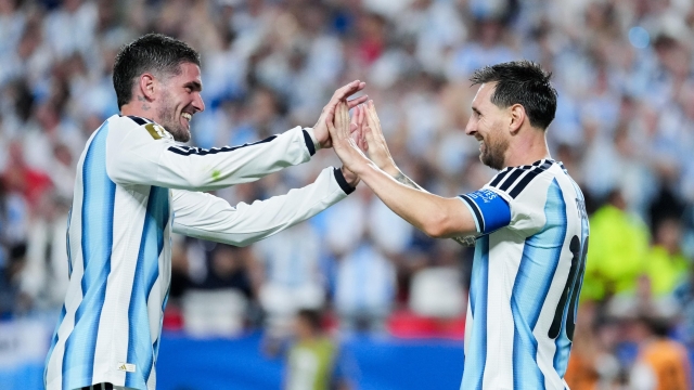 Foto IPP/Alexandra Fechete/Sport Press Photo via ZUMA Press
Kansas City 17/06/2026
Calcio Campionati Mondiali Coppa del Mondo Mondiale 
Argentina-Algeria 3-1
nella foto  Rodrigo De Paul esulta con Lionel Leo Messi
- WARNING AVAILABLE ONLY FOR ITALIAN MARKET - Italy Photo Press -