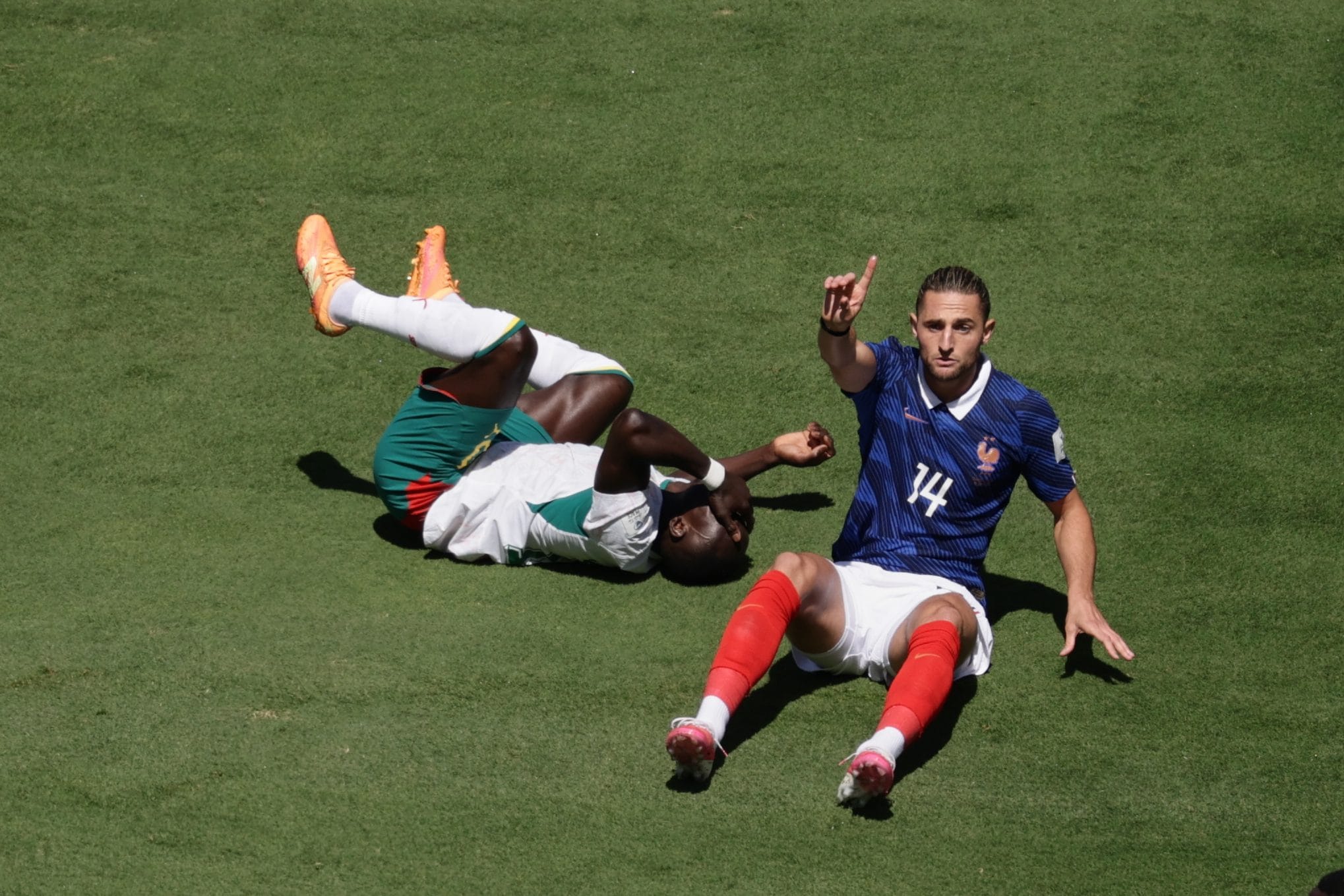 Rabiot in azione durante Francia–Senegal, terminata 3–1.