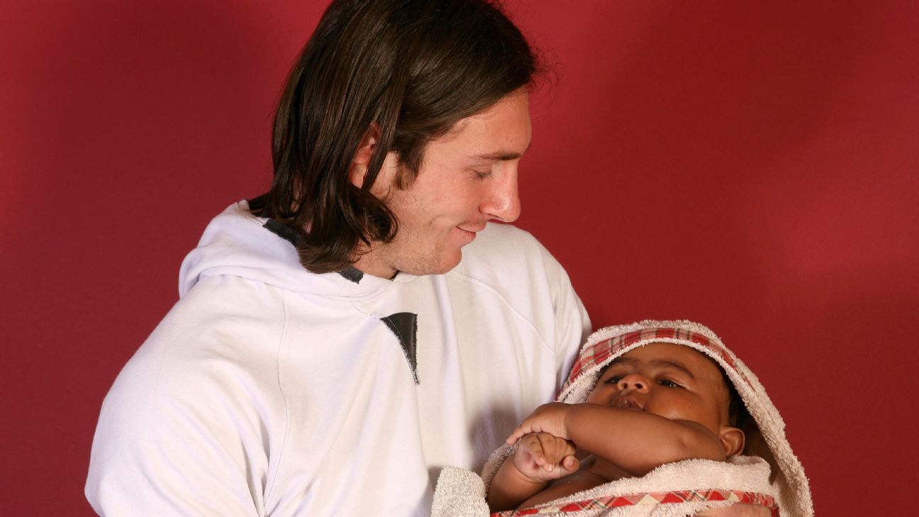 Messi first met Yamal as a baby. The World Cup final will be their next meeting - ESPN