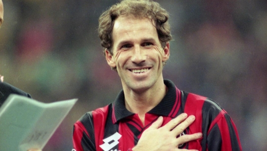 FRANCO BARESI, Calciatore italiano, durante la partita di addio al calcio ' Milan - All Stars 6 x Sampre ' Milano 28.10.1997 - RETROSPETTIVA
© ARCHIVIO / AGENZIA ALDO LIVERANI SAS
- repertorio- franco baresi - fotografo: Agenzia Aldo Liverani Sas