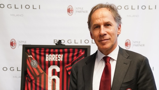 ESCLUSIVA MILAN Foto LaPresse - Spada 23 Luglio 2019 - New York (USA) - A.C. Milan - Stagione 2019-2020 Franco Baresi ospite presso il negozio Boglioli di New York Nella foto: Franco Baresi EXCLUSIVE MILAN Photo LaPresse - Spada July 23 , 2019 New York ( USA ) Sport Soccer A.C. Milan - Starting Season 2019-2020 Franco Baresi meets fans at Boglioli store In the pic: Franco Baresi