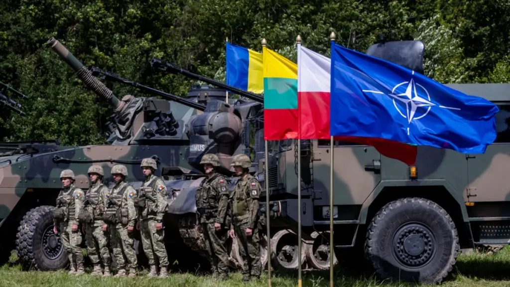Trupat e NATO-s gjatë një stërvitjeje ushtarake pranë kufirit të Polonisë me Lituaninë. Fotografi nga arkivi.