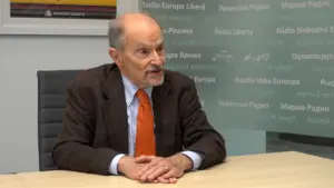 Daniel Fried gjatë intervistës me REL-in.