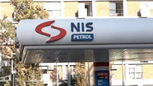 Pikë karburanti e Industrisë së Naftës së Serbisë (NIS) në Beograd.